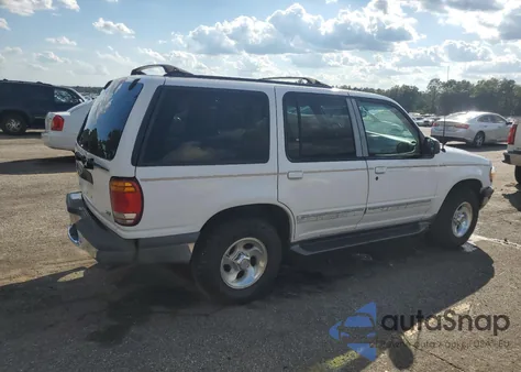 1998 Ford Explorer из США, поврежденный, VIN 1FMZU32X3WZA16877